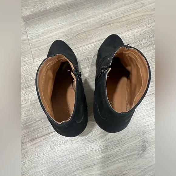 Quipid Floral Embroidered Boots - Picture 5 of 7